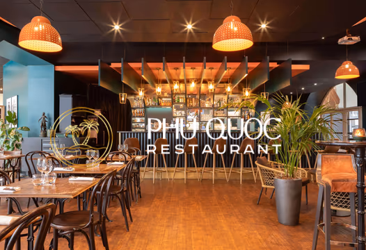 Phú Quốc Restaurant, restaurant interior